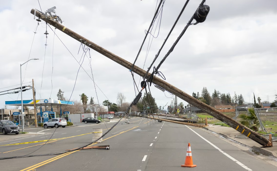 downed line causes internet outage